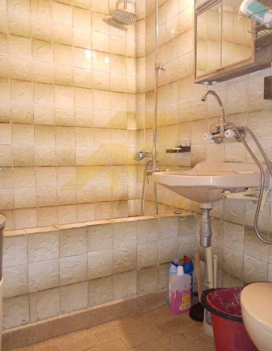 Продава се Тристаен апартамент в София, Света Троица - 86 кв.м за 2298 €/кв.м - Снимка #11