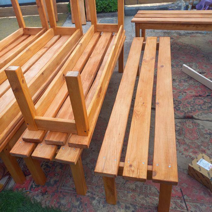 Продам деревянную лавочку