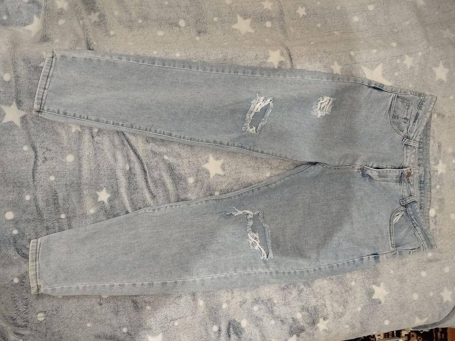 Джинсы рванки ! Классные рр 50