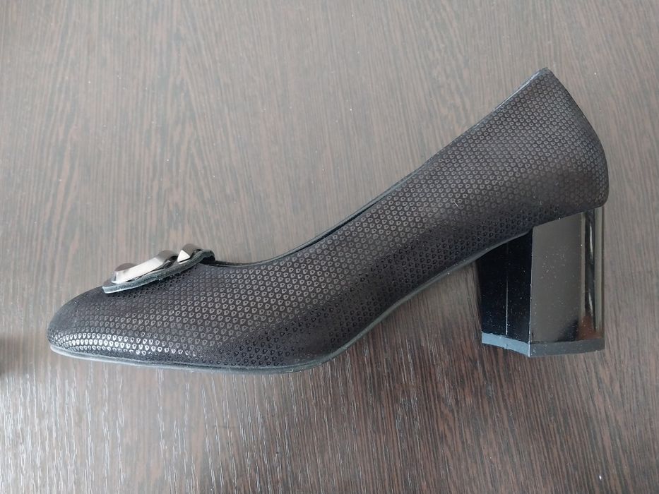 Женский туфли 39 размер