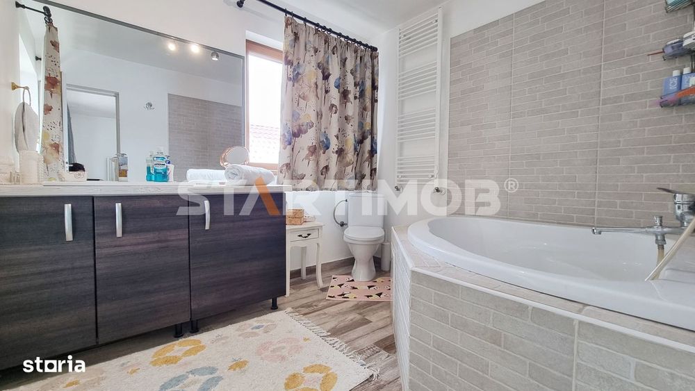 Casa mobilata Central Sanpetru