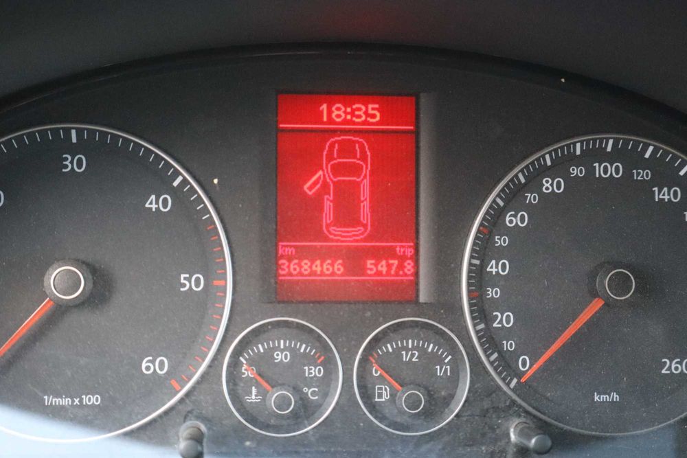 Vând Volkswagen Touran Blue Motion