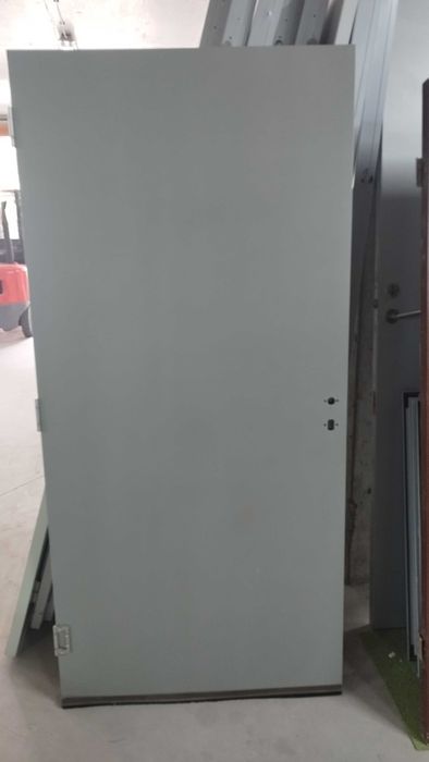 Итериорни врати безфалцови - таблена врата без каси!