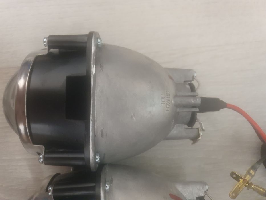 Линза с ксеноном  и led лампы h7