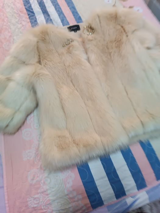 Продается короткая шуба