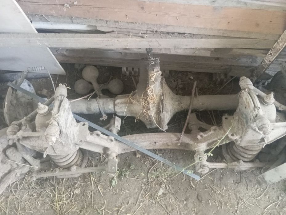 Мотор ,передний задний мост