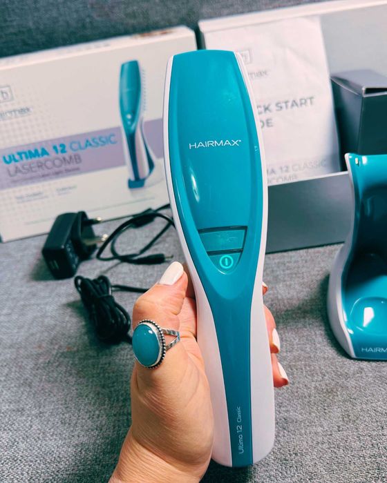 HairMax Ultima 12 Classic LaserComb – лазерен гребен за растеж на коса