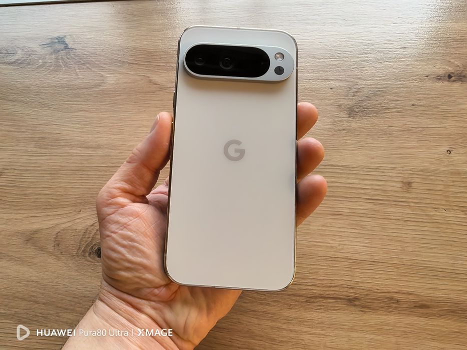 Telefon Google Pixel 9 pro alb impecabil ideal pentru  fotografii