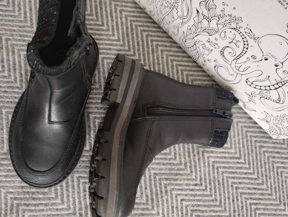 Clarks ботуши естествена кожа номер 24