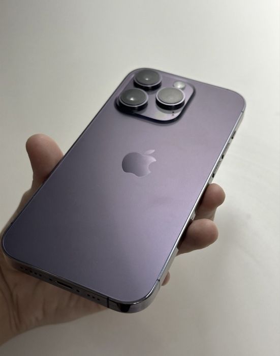 iPhone 14 pro в идеальном состоянии