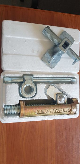 Blocatori zincati cu pana, cleme, fluturasi cofraj, broscute cofraj