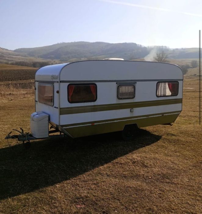 Vând rulotă knaus eiffeland fare acte