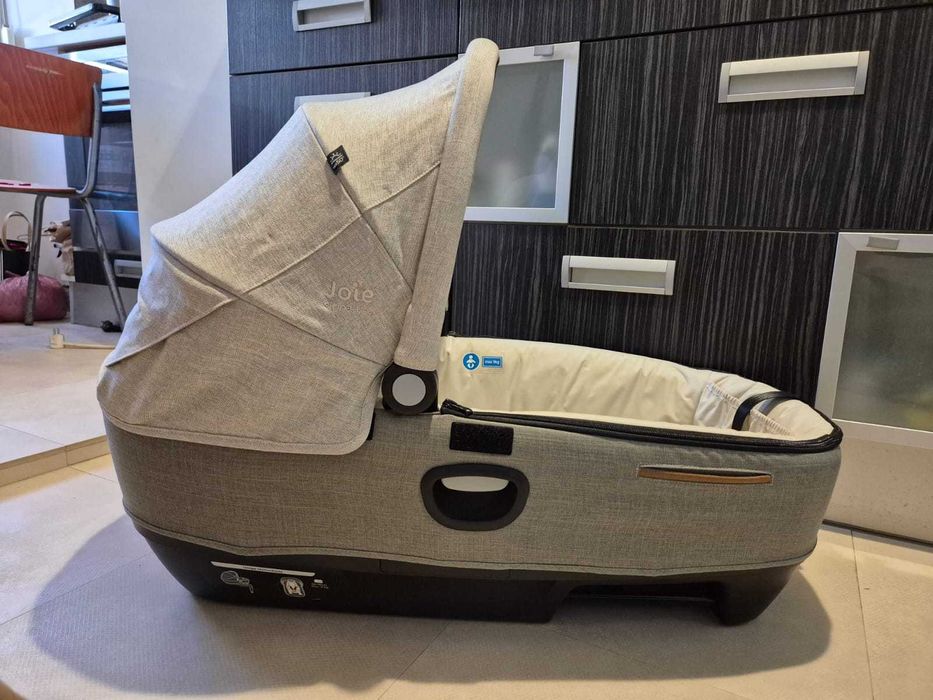 Landou Joie Calmi i-signature cu baza isofix inclusa, ca noi