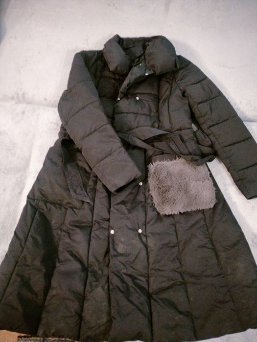 Продам очень дёшево зимний плащ