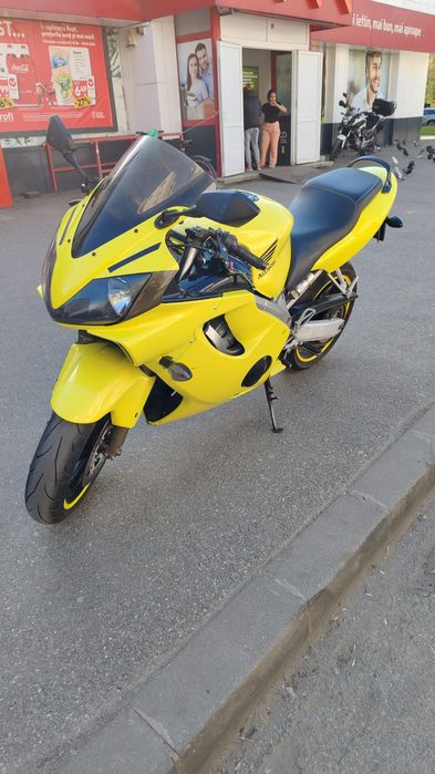 Honda CBR 600 F4i