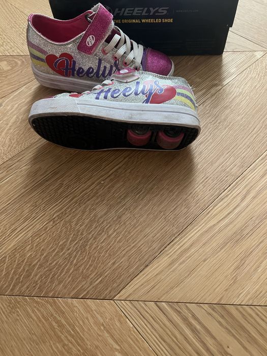 Pantofi sport cu role Heelys