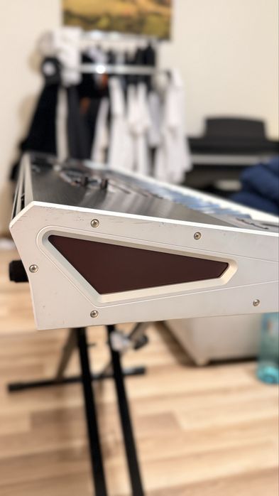 Korg pa4x international 76 keys