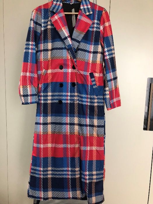 Pardesiu dama, colorat