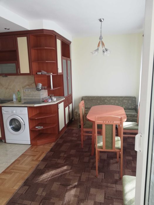 Апартамен под наем