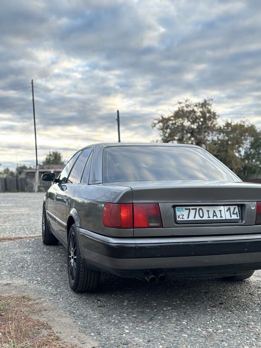 Продам Audi 100 c4 2.8