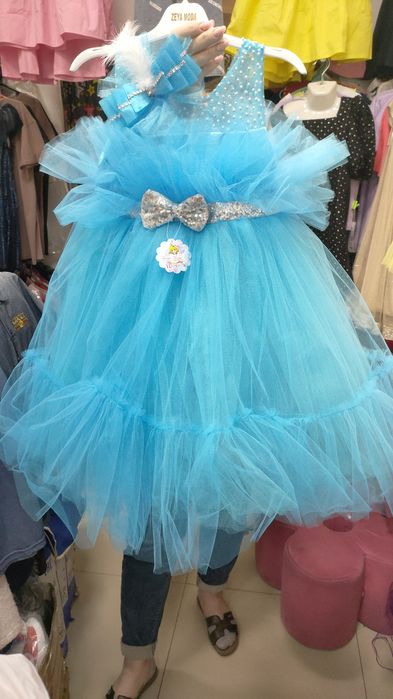 Продаю пышное платье