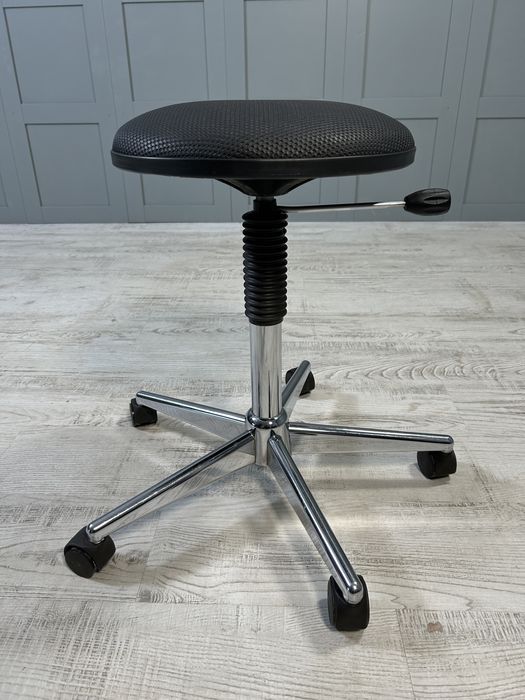 Винтидж табуретка на колела Giroflex Г356