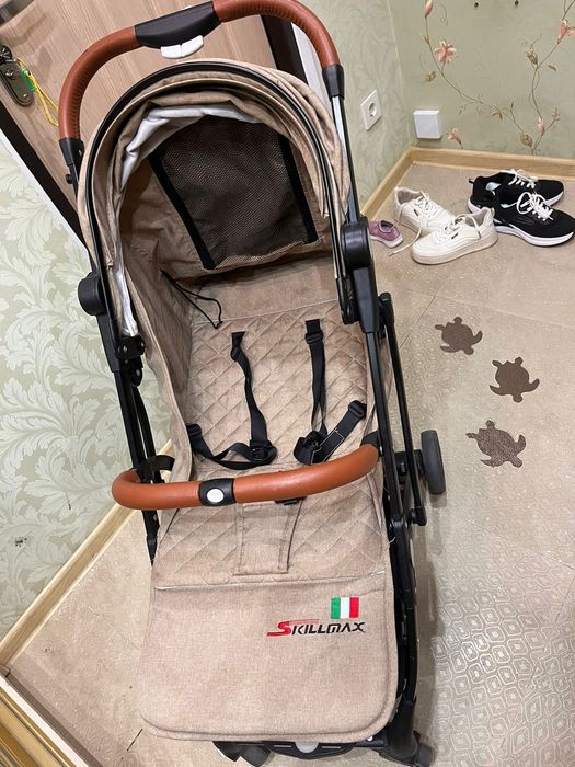 Срочно продам коляску