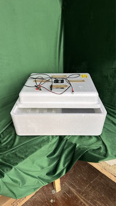 Инкубатор Несушка 77 яиц в Алматы