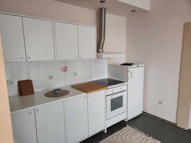 Дава се под наем Тристаен апартамент в София, Оборище - 125 кв.м за 1246 € - Снимка #1