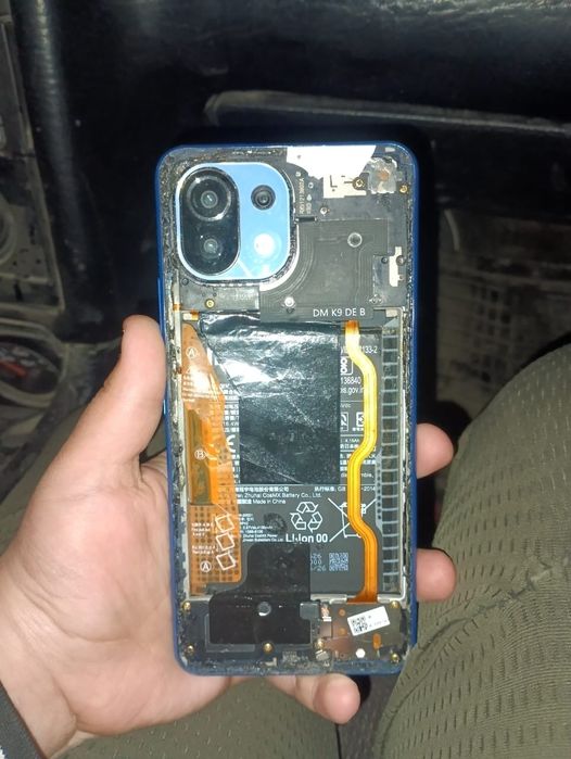 Продам Xiaomi mi 11 lite 5g ne, срочно!