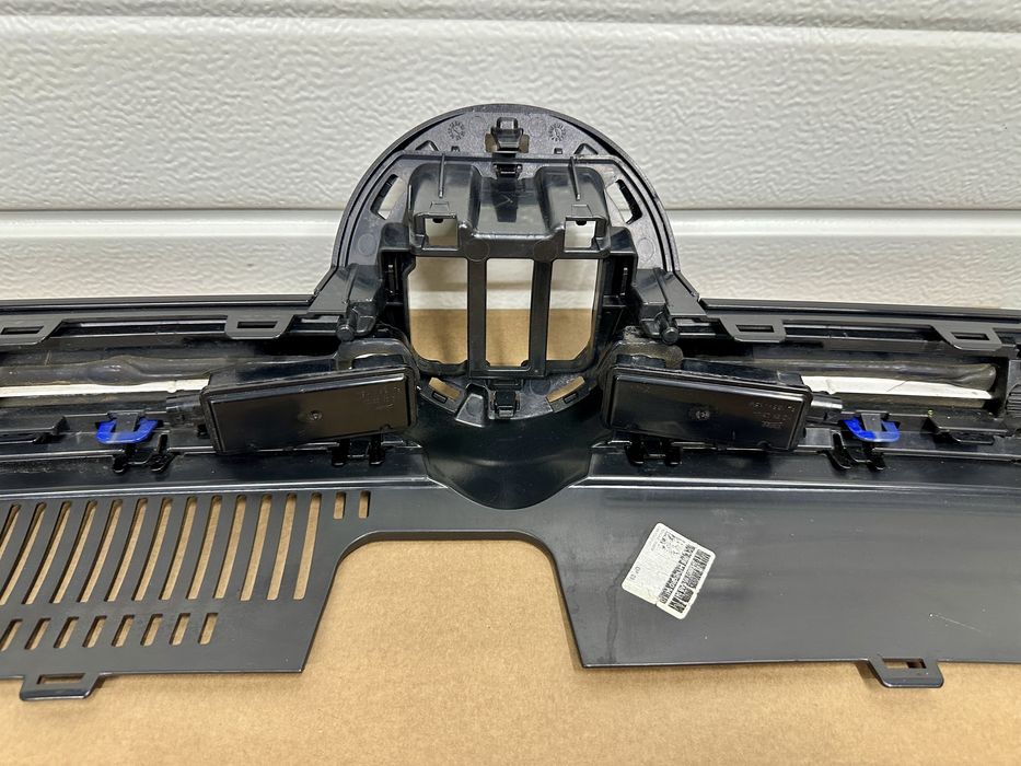 Grila LED VW Golf 8 R VIII ACC