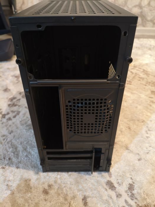 Корпус для компьютера