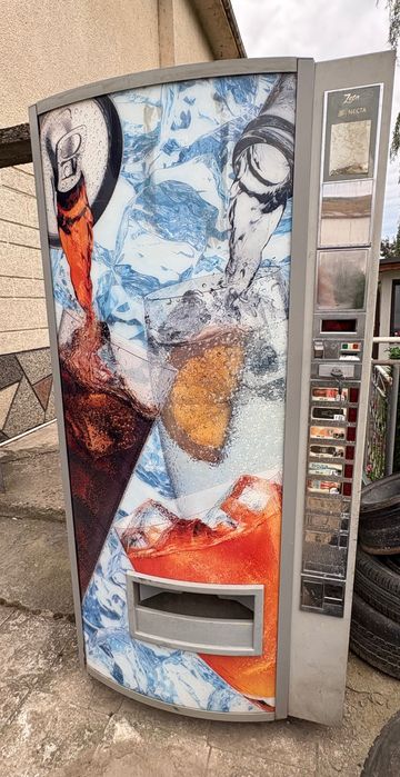 Вендинг машина за безалкохолни напитки
