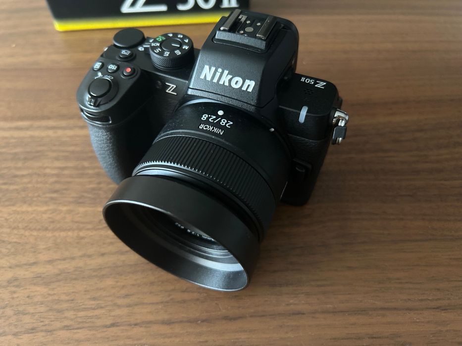 Nikon Z50 II - 657 кадъра, гаранция, отлично състояние