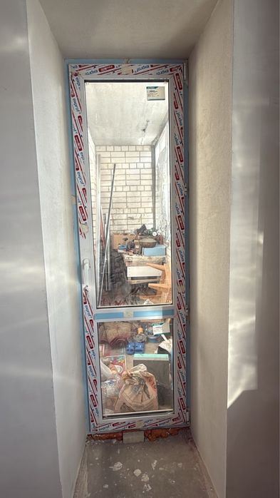 Двери            стекло