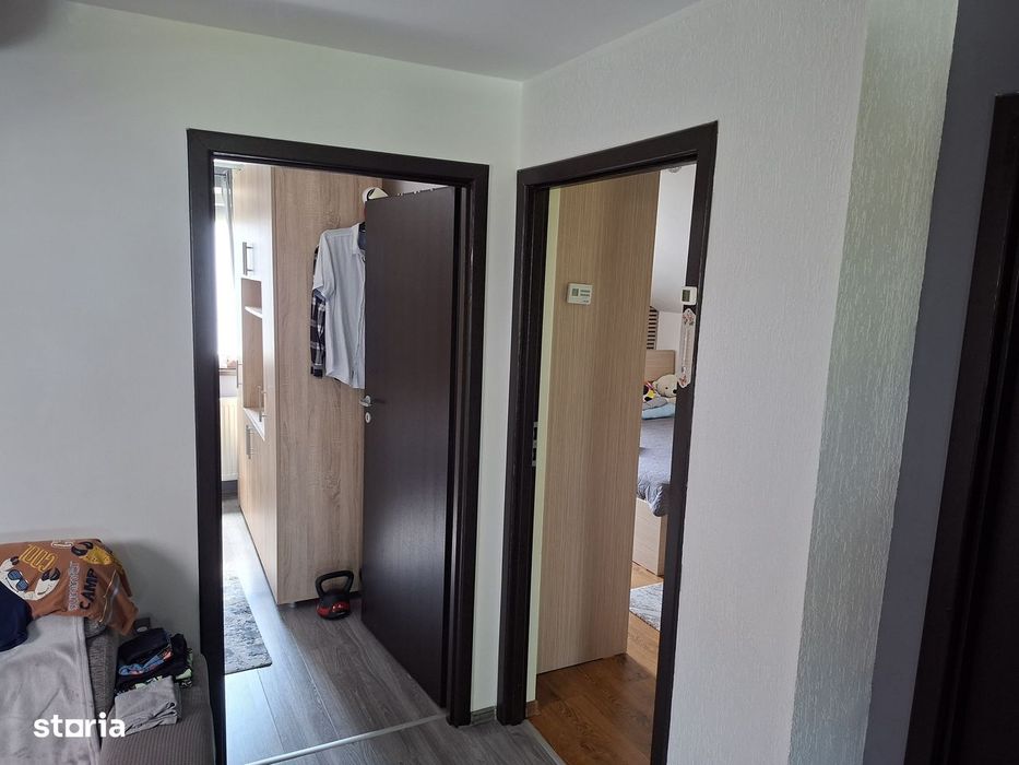 Propietar/Apartament cu 3 camere, curte