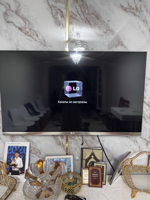 Продается LG телевизор