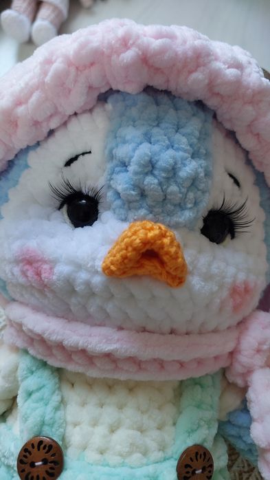 Вязаный пингвинёнок