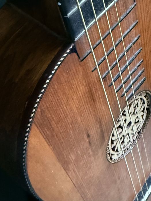 Китара модел страдивариус