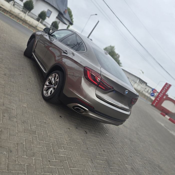 Vând BMW X6 automata