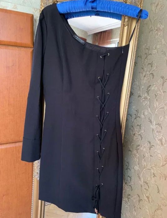 Черна Рокля Zeynep Arcay, черна рокля Alexander Mcqeen, Twinset, XS