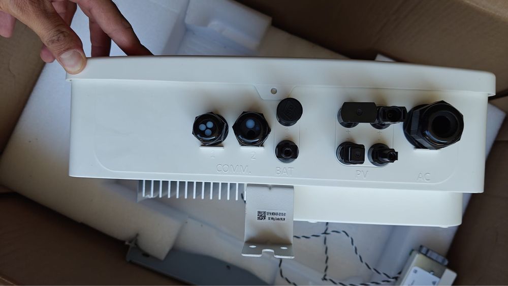 Echipamente SolarEdge 3 kW – invertor + StorEdge + Smart Meter