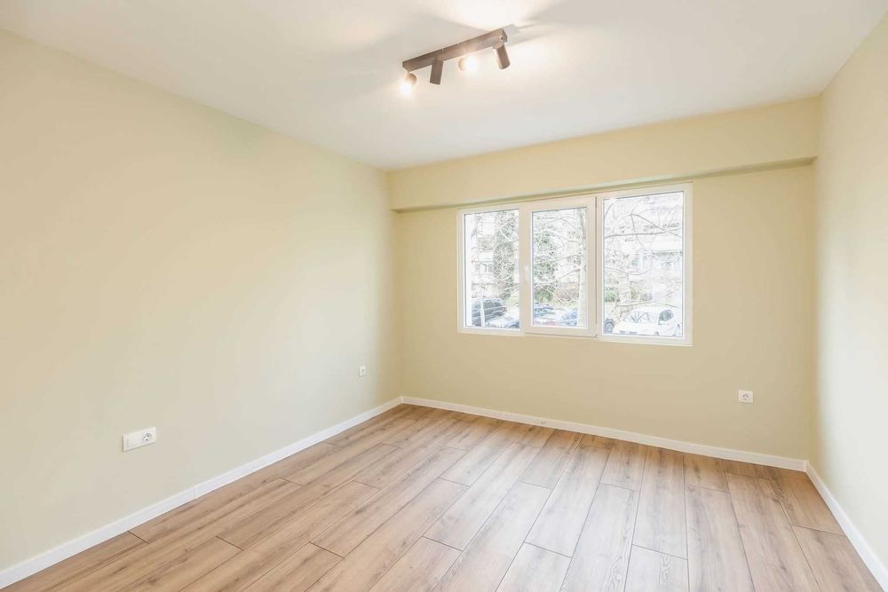 Продава се Четиристаен апартамент в Варна, Чайка - 79 кв.м за 1534 €/кв.м - Снимка #3