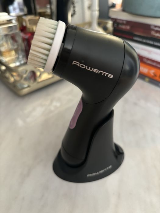 Perie curatare faciala Rowenta!