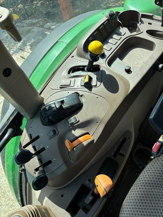 Tractor John Deere 6100 MC