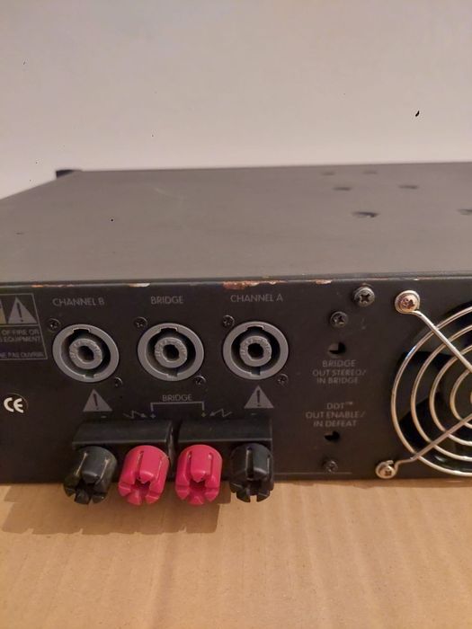 De vanzare  amplificator