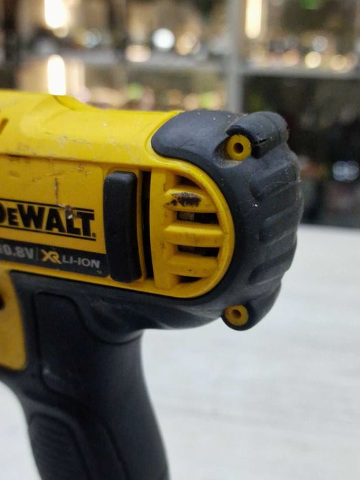 Акумулаторен ударен гайковерт DEWALT DCF815