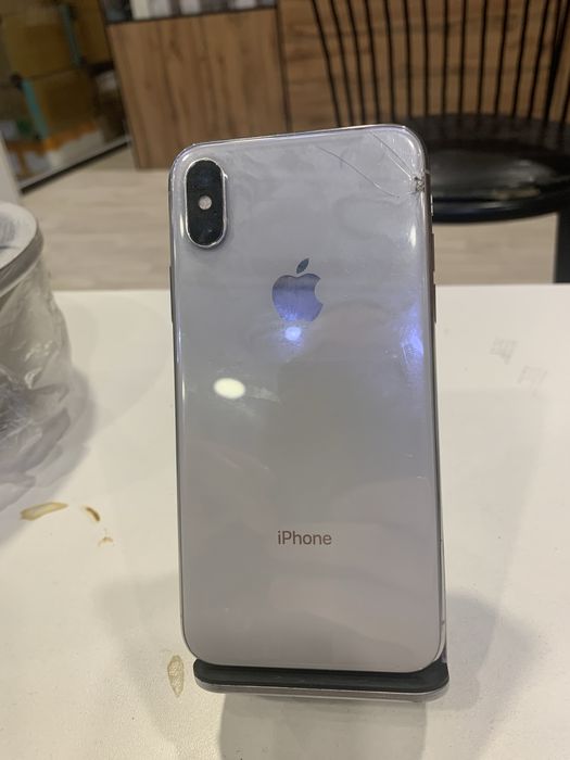 Iphone X / 64GB white