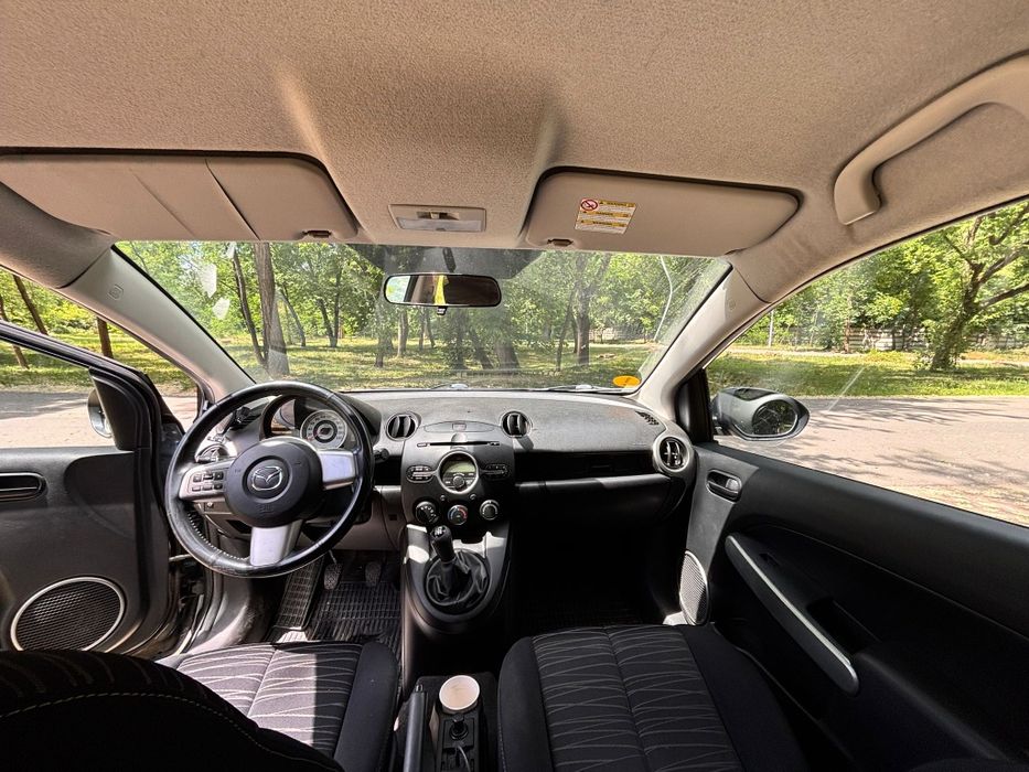 Mazda 2 benzină 1,4 86 CP