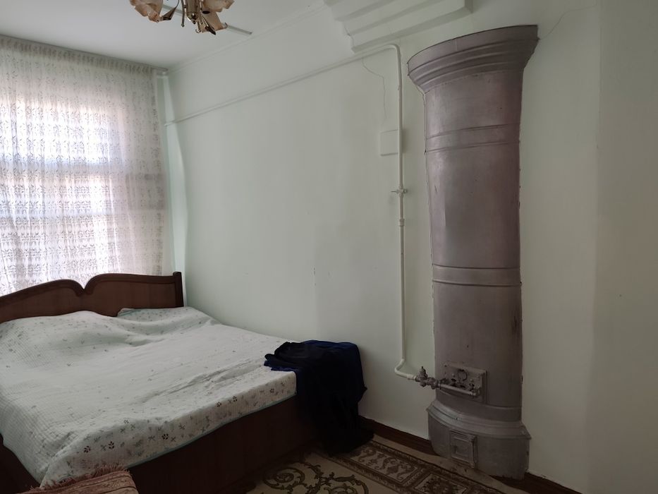 Ховли сотилади азотчикда